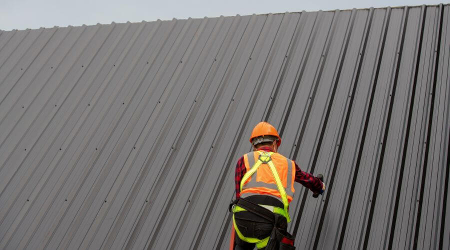 Professional metal roof installation services in Myrtle Creek, OR